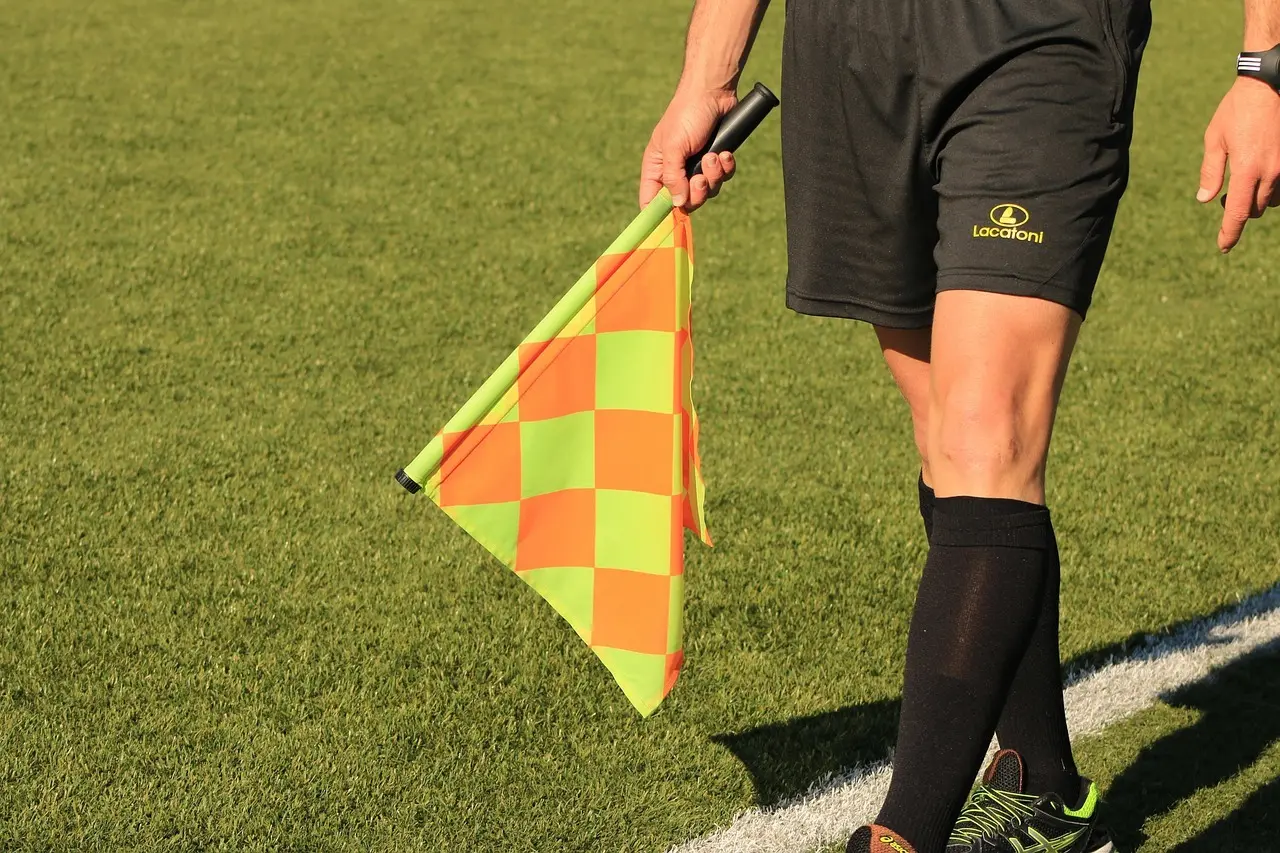 Assistentdommer på banen